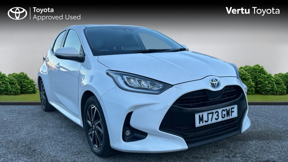 Toyota Yaris 1.5 Hybrid Design 5dr CVT Hybrid Hatchback